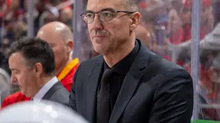 Image via The Hockey Writers