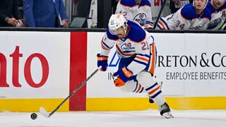 Image via The Hockey Writers